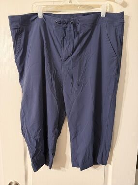 Columbia women’s crops